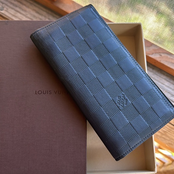 Louis Vuitton Monogram Mahina large hobo. With wallet - Picture 4 of 7